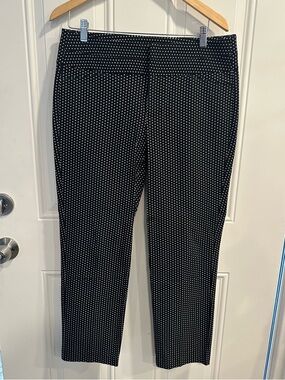Elle Black and White Crop Pants Size 8